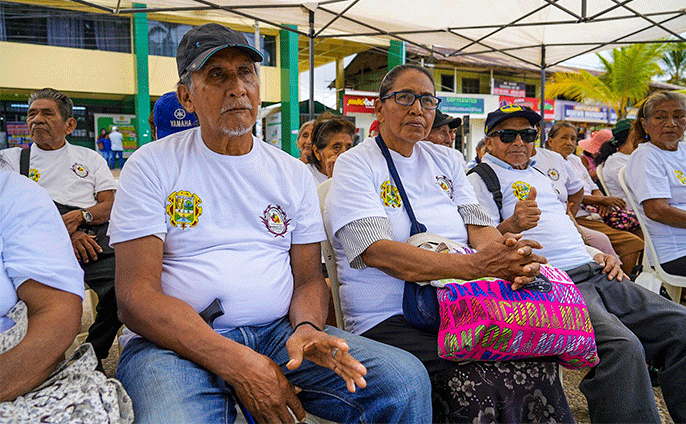 Alcalde en evento del plan piloto