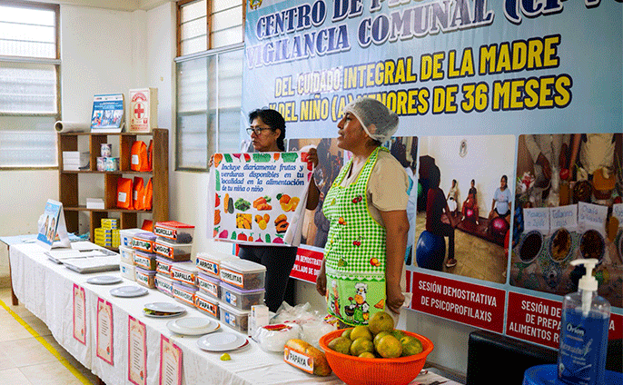 Taller para gestantes en Tambopata