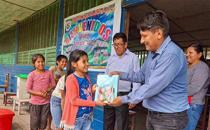 Donaciones de útiles escolares